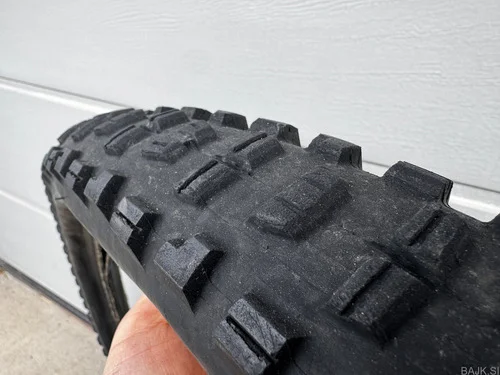 2x Maxxis Minion DHR II 27.5 x 2.60 TR EXO 3C MaxxTerra (cena za oba)