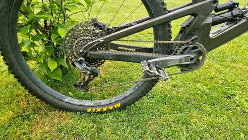 Santa Cruz Megatower carbon