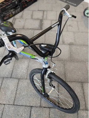 Mongoose expert bmx