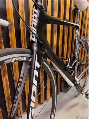 Cestno kolo Giant Propel Advanced 1 LTD 2015