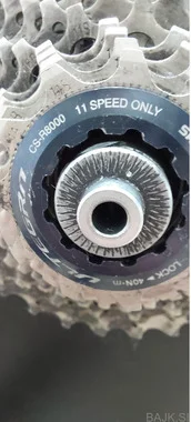 Trenažer Suito Elite + Ultegra 11r kaseta