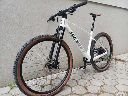SCOTT SCALE 930 velikost L, karbon