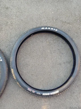 Maxxis recon race 29x2,40