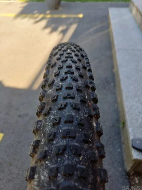 Maxxis recon race 29x2,40
