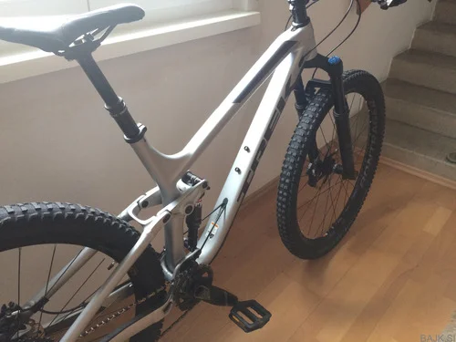 TREK FUEL EX 8