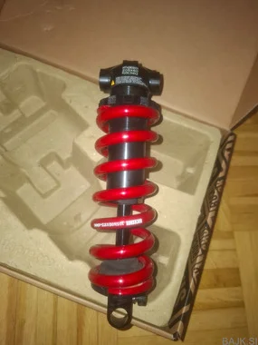 Rock shox Vivid coil ultimate Trunnion