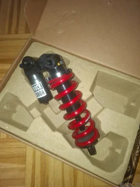 Rock shox Vivid coil ultimate Trunnion