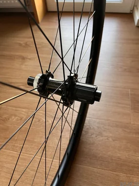 Karbonski obroči Vision SC45