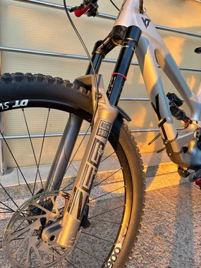 Yt Capra Core 4 Blaze Cf