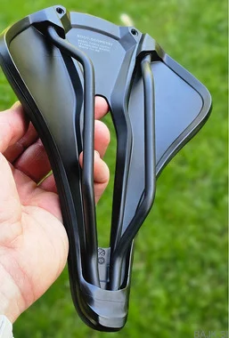 Sedež Specialized Power Expert Mirror 155 NOV
