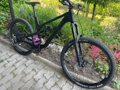 KOT NOV CANYON Spectral AL7.0 (M) 27.5