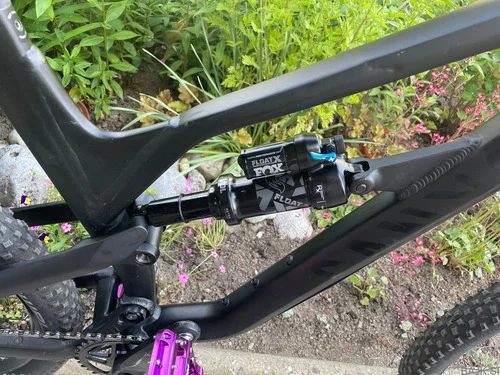 KOT NOV CANYON Spectral AL7.0 (M) 27.5