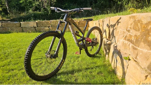 YT Capra CF 29 2018 L