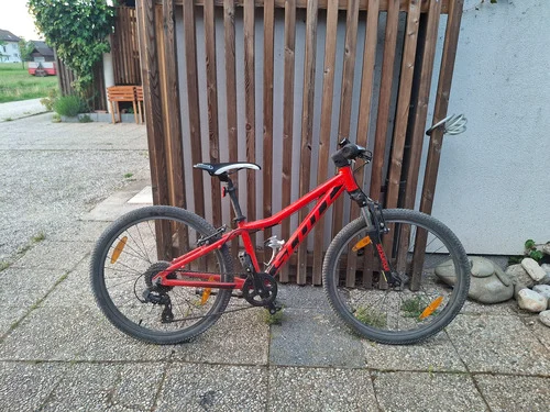 Prodam scott otroško kolo 24c
