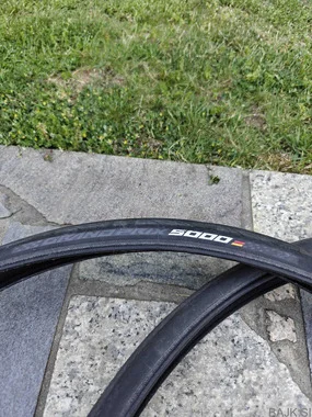 Cestne gume Continental GP5000