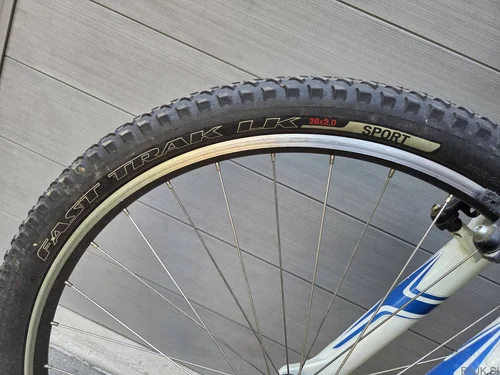 Specialized Hardrock M  (15,5)