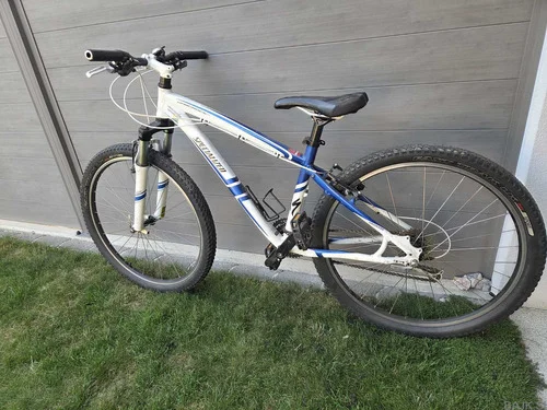 Specialized Hardrock M  (15,5)