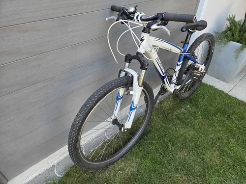 Specialized Hardrock M  (15,5)