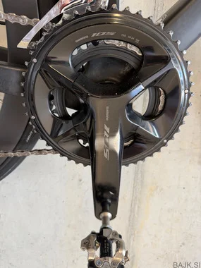 Colnago V3 2024 (vel:48,5)