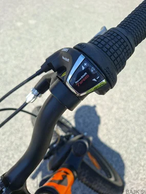 Otroško kolo Scoot Voltage 20 col