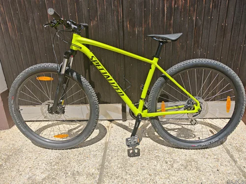 Specialized - Rockhopper ( L )