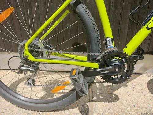 Specialized - Rockhopper ( L )