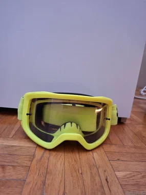 Fox yellow goggle