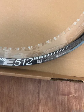 DT Swiss E 512