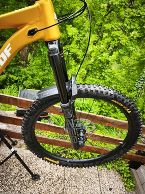 Nukeproof Mega 290 Pro Alloy Mountain Bike 2023 Turmeric yellow