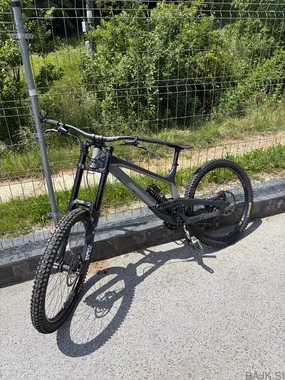 YT Tues