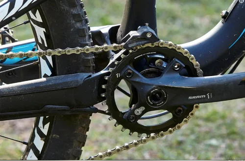 Specialized Enduro Ellit velikosti M, 27.5