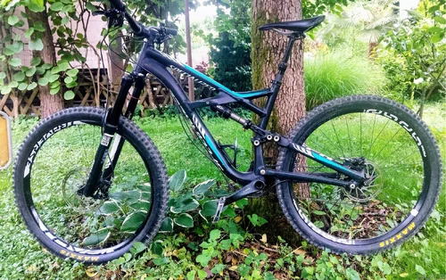 Specialized Enduro Elite 650b (27,5"), velikost M, letnik 2015