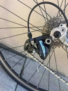 CESTNO KOLO TREK SL, ALU-KARBON, SHIMANO DURA-ACE, BREZHIBNO STANJE
