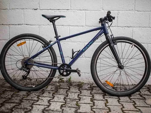 Prodajam najlažje cestno otroško kolo