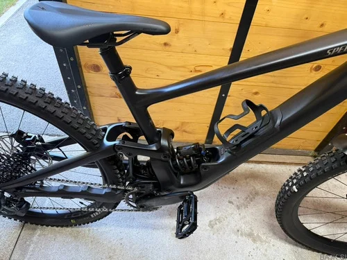 2024 Specialized Enduro Expert L Crn karbon Rockshox malo uporabljen