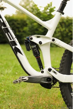 2023 Trek Slash