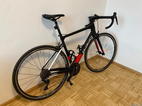 Cestno kolo Wilier Garda