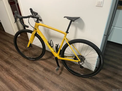 Specialized Diverge Sport Carbon 2021 (Velikost 58) – Kot nov, le 1000 km