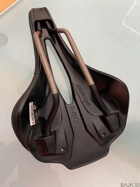 PROLOGO Scratch M5 Space 147mm,KOLESARSKI SEDEŽ, rabljen 100km , 70€