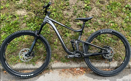 Giant Trance X 2