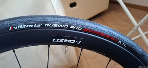 plašč Vittoria Rubino Pro Graphene 2.0 700x28c - 2x novo