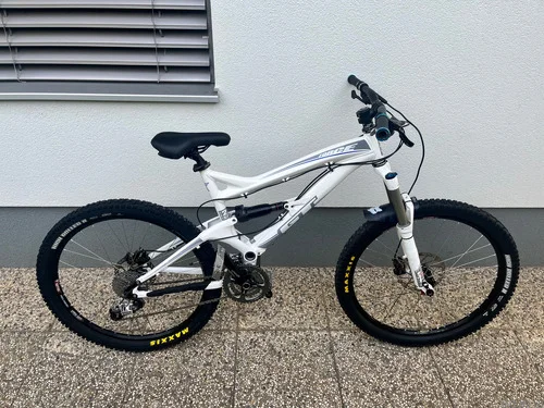 GT Force velikost M