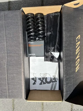 Canyon Torque CF 8