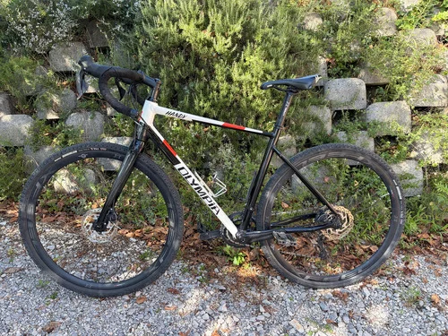 Olympia Handy velikost L