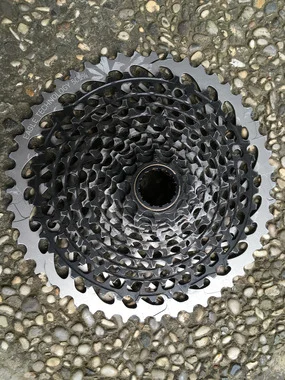 SRAM EAGLE kaseta, veriga, verižnik