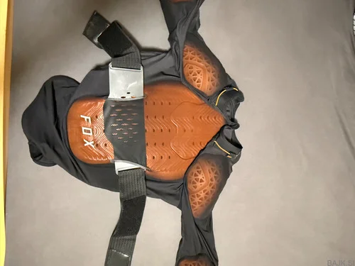 Zaščita za telo - FOX Baseframe Pro D3O