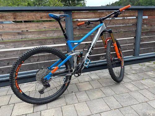 CUBE STEREO 150 SL ActionTeam, karbon, Fox 36, Deore XT