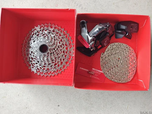 SRAM RIVAL XPLR eTAP AXS 10-44t SET