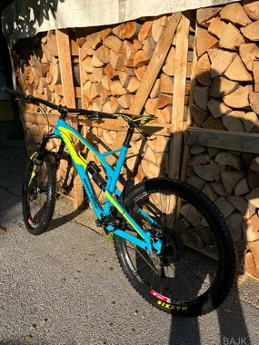 Nukeproof Mega 27,5