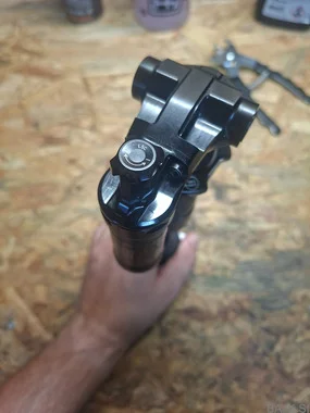 RockShox Super Deluxe DH